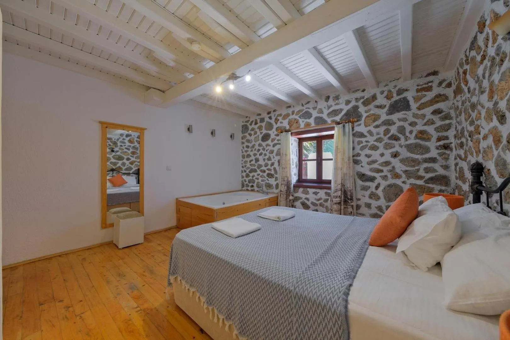 1 Bedroom Luxury Villa - 9687 페티예