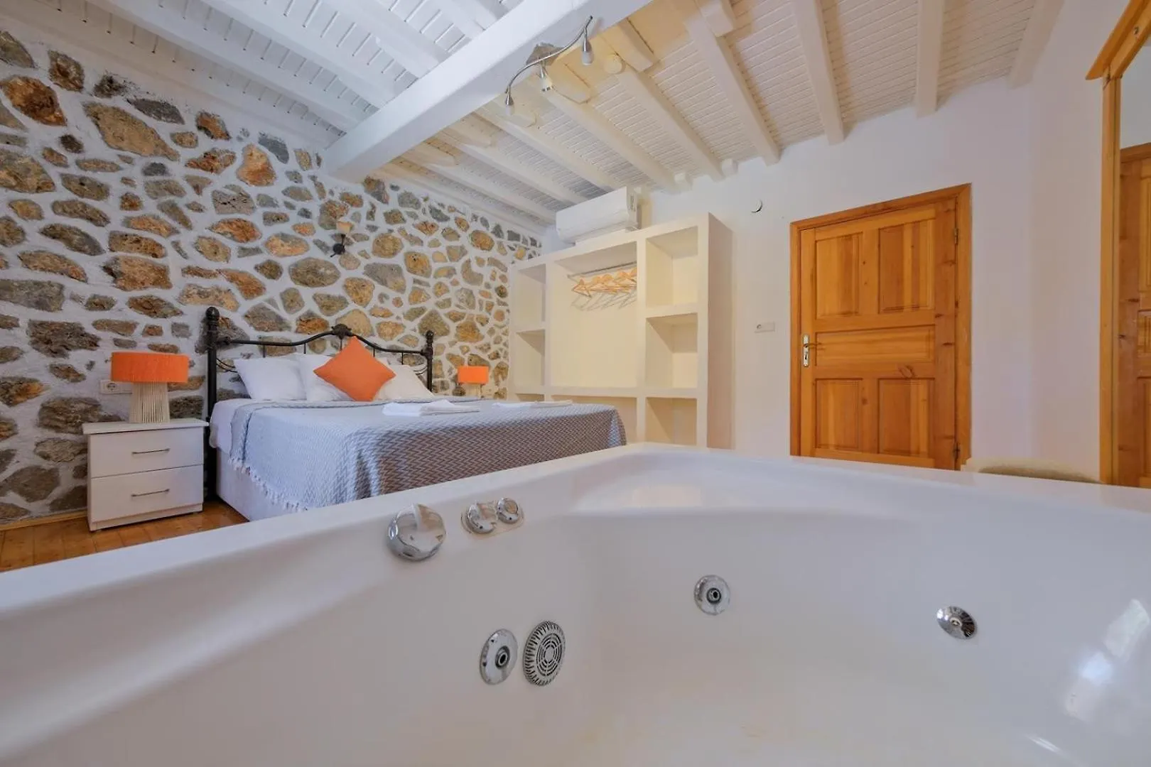 1 Bedroom Luxury Villa - 9687 Fethiye