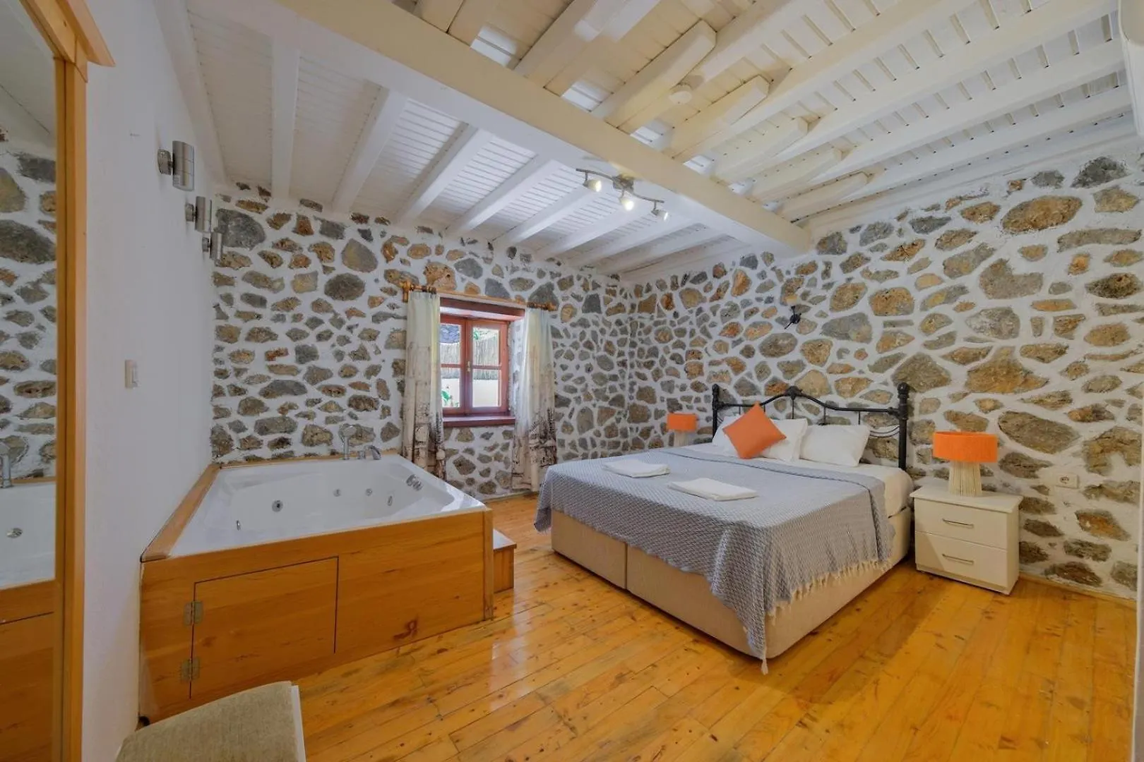 1 Bedroom Luxury Villa - 9687 Fethiye Turkey